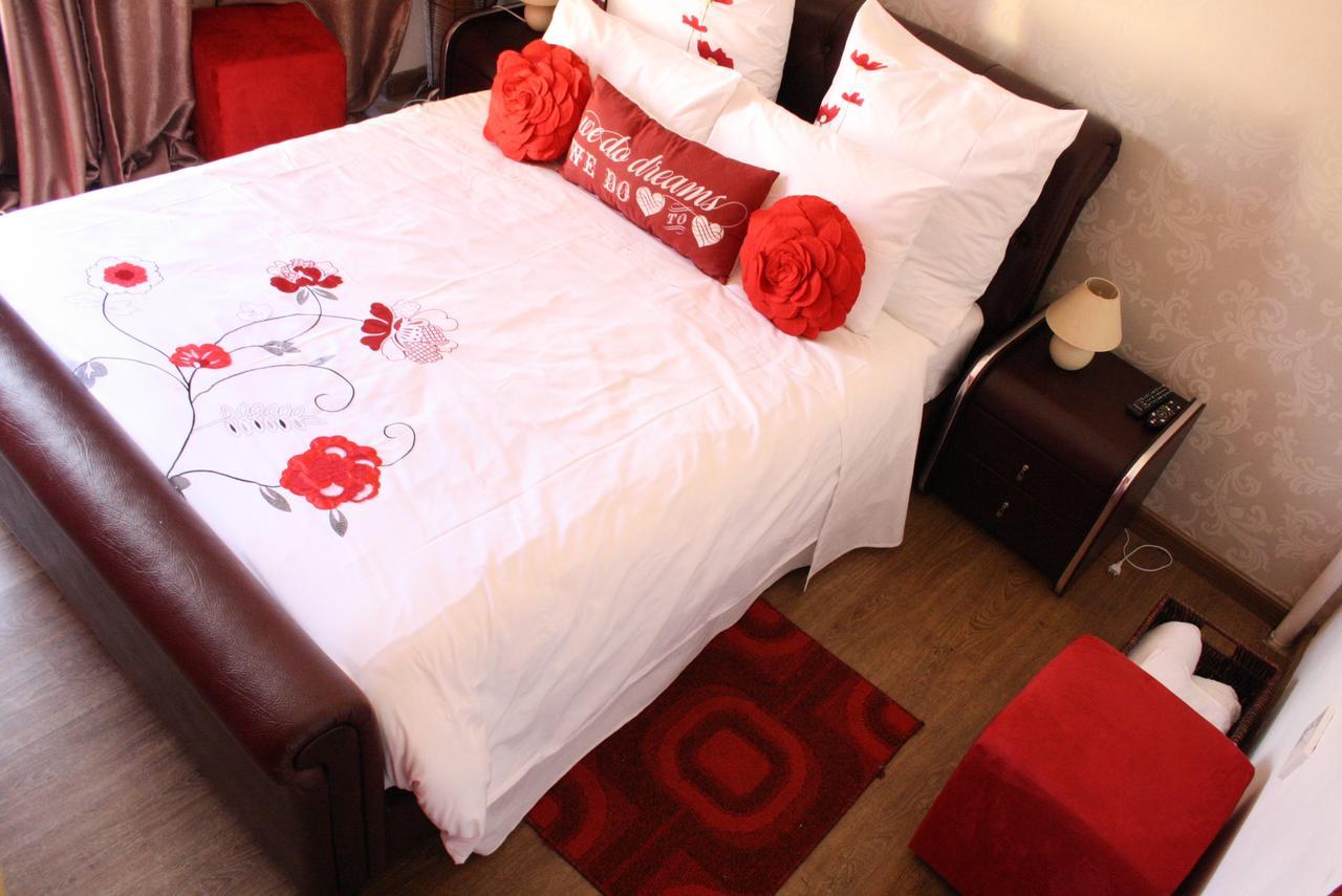 Sunflower Court Bed And Breakfast Gaborone Exterior foto